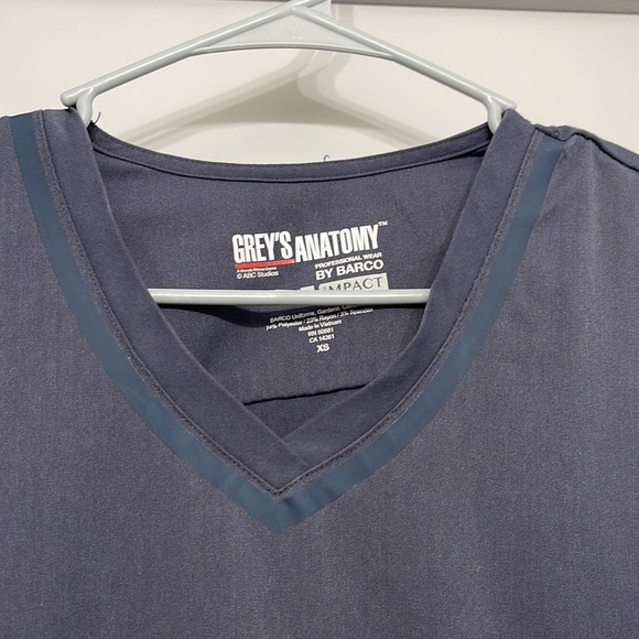 Grey’s Anatomy By Barco Scrub Top Lot XS - Picture 13 of 16